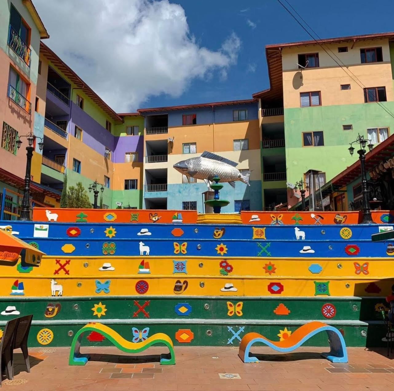 Apartamento Plazoleta De Colores Διαμέρισμα Guatapé Εξωτερικό φωτογραφία